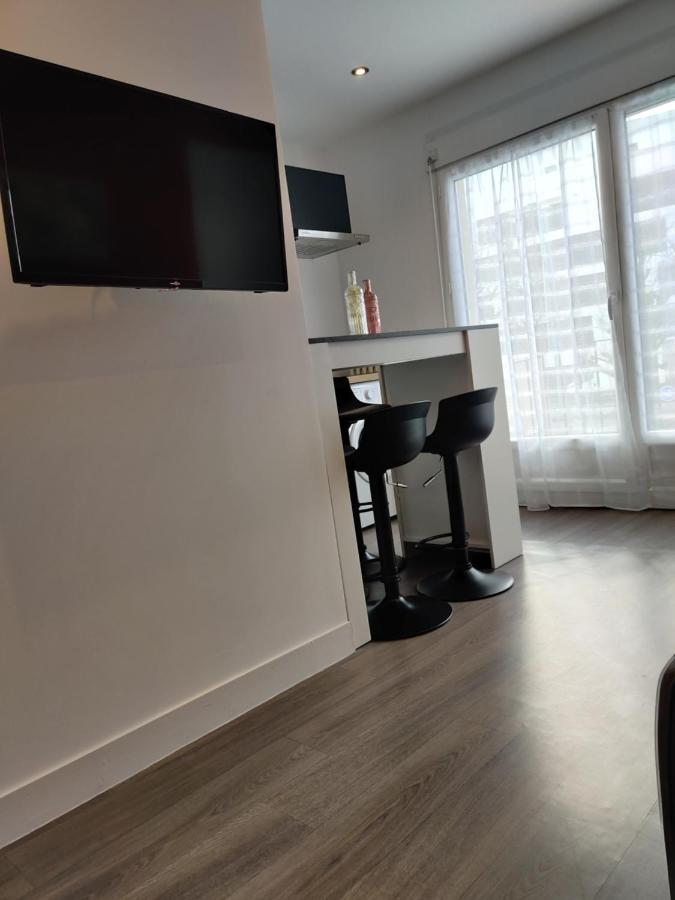 Le Foucauld-Goodcaen Apartamento Exterior foto
