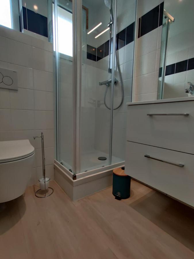 Le Foucauld-Goodcaen Apartamento Exterior foto